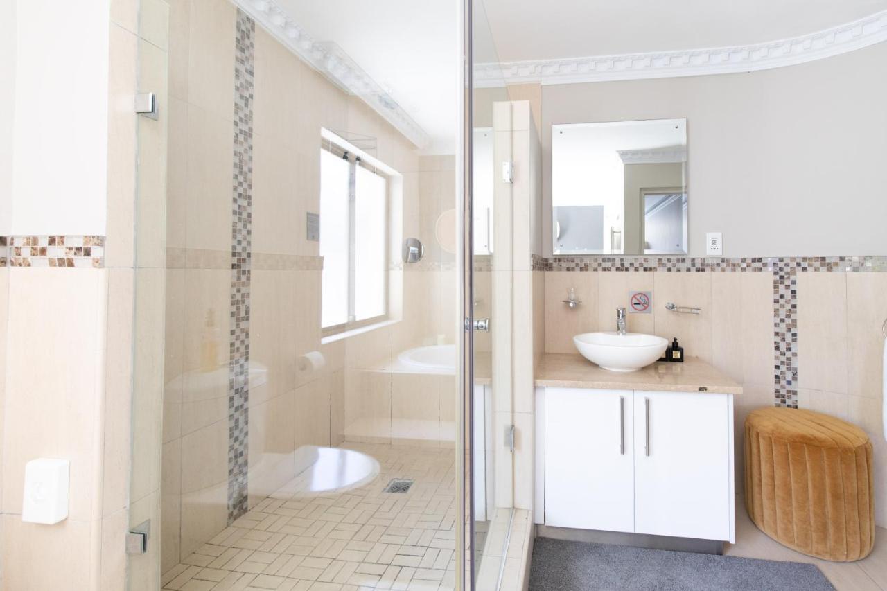 מפרץ גורדון Oceana Palms Luxury Guest House מראה חיצוני תמונה